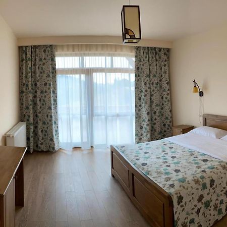 Pensiunea Bradul Dealu Stefanitei Buitenkant foto